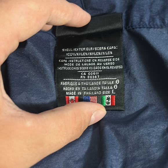 Adidas Windbreaker - Picture 10 of 11